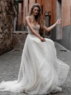 A-Line Sweetheart Tulle Long Wedding Dresses