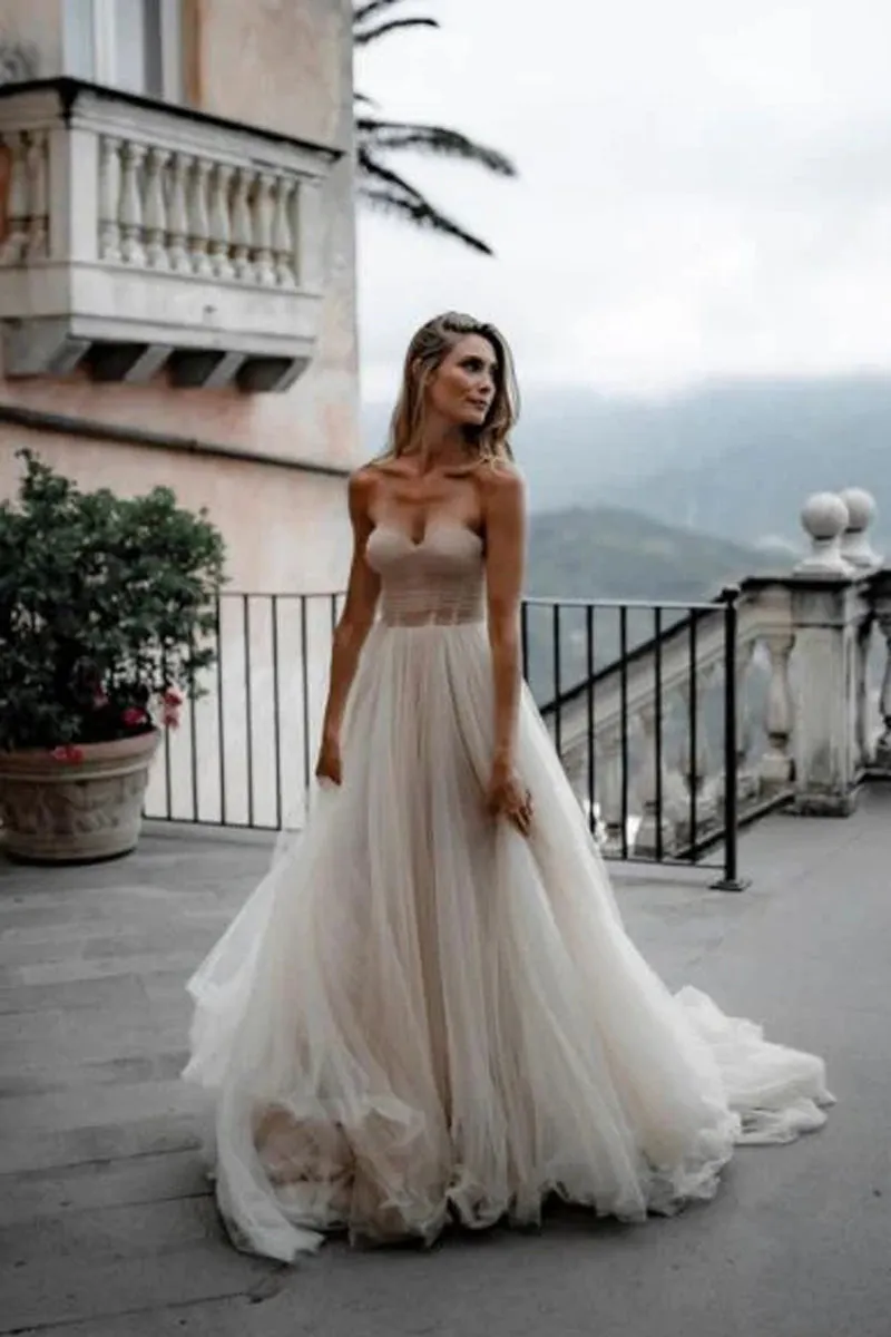 A-Line Sweetheart Tulle Long Wedding Dresses