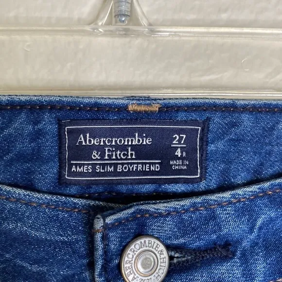 Abercrombie &amp; Fitch Ames slim boyfriend jeans Sz 27/4