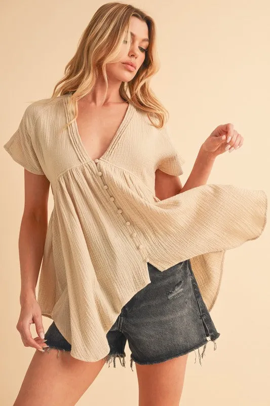 Aemi   Co Tuck Detail V-Neck Short Sleeve Blouse