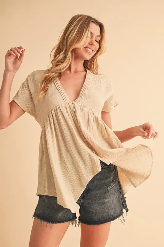 Aemi   Co Tuck Detail V-Neck Short Sleeve Blouse