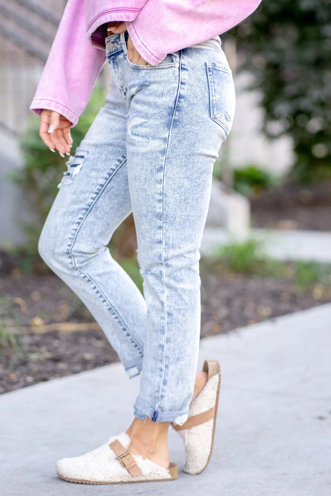 Alena Mid Rise Slim Boyfriend