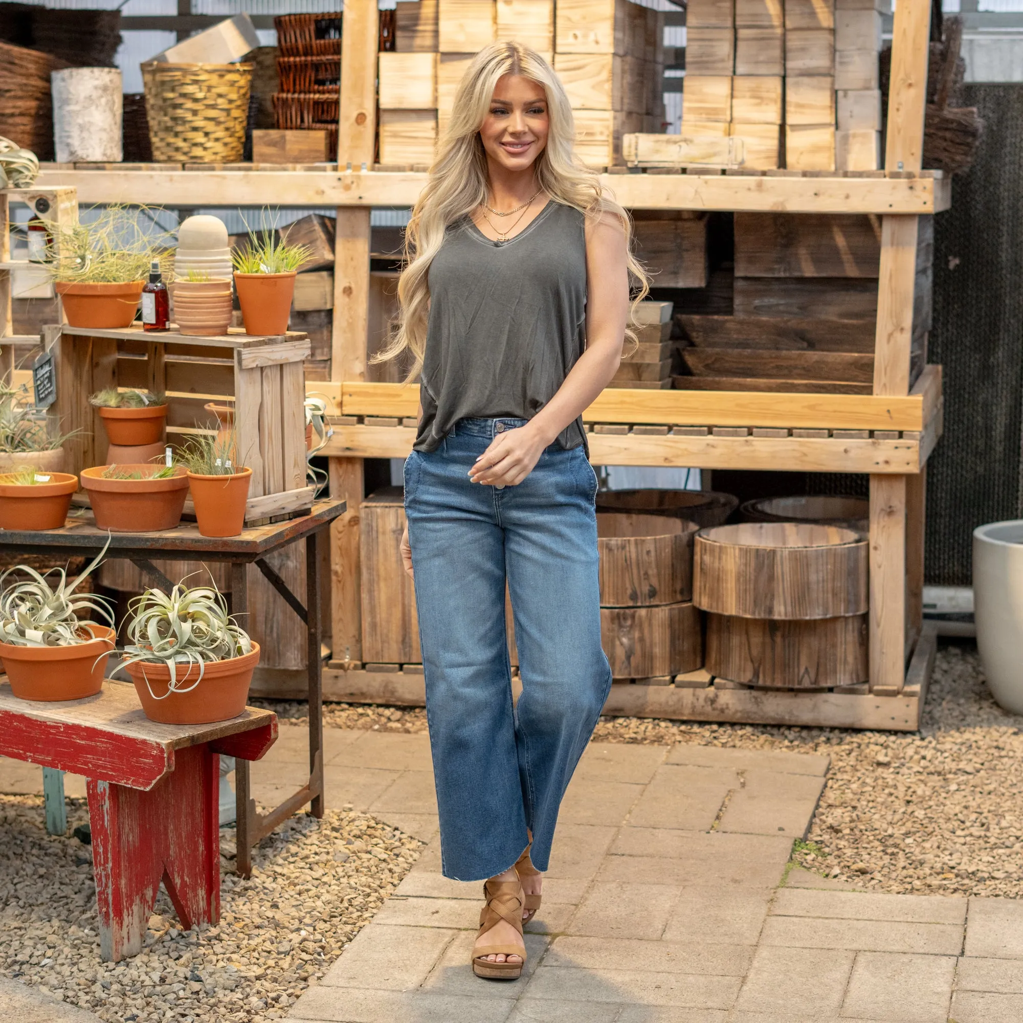 Aliana High Rise Crop Wide Leg