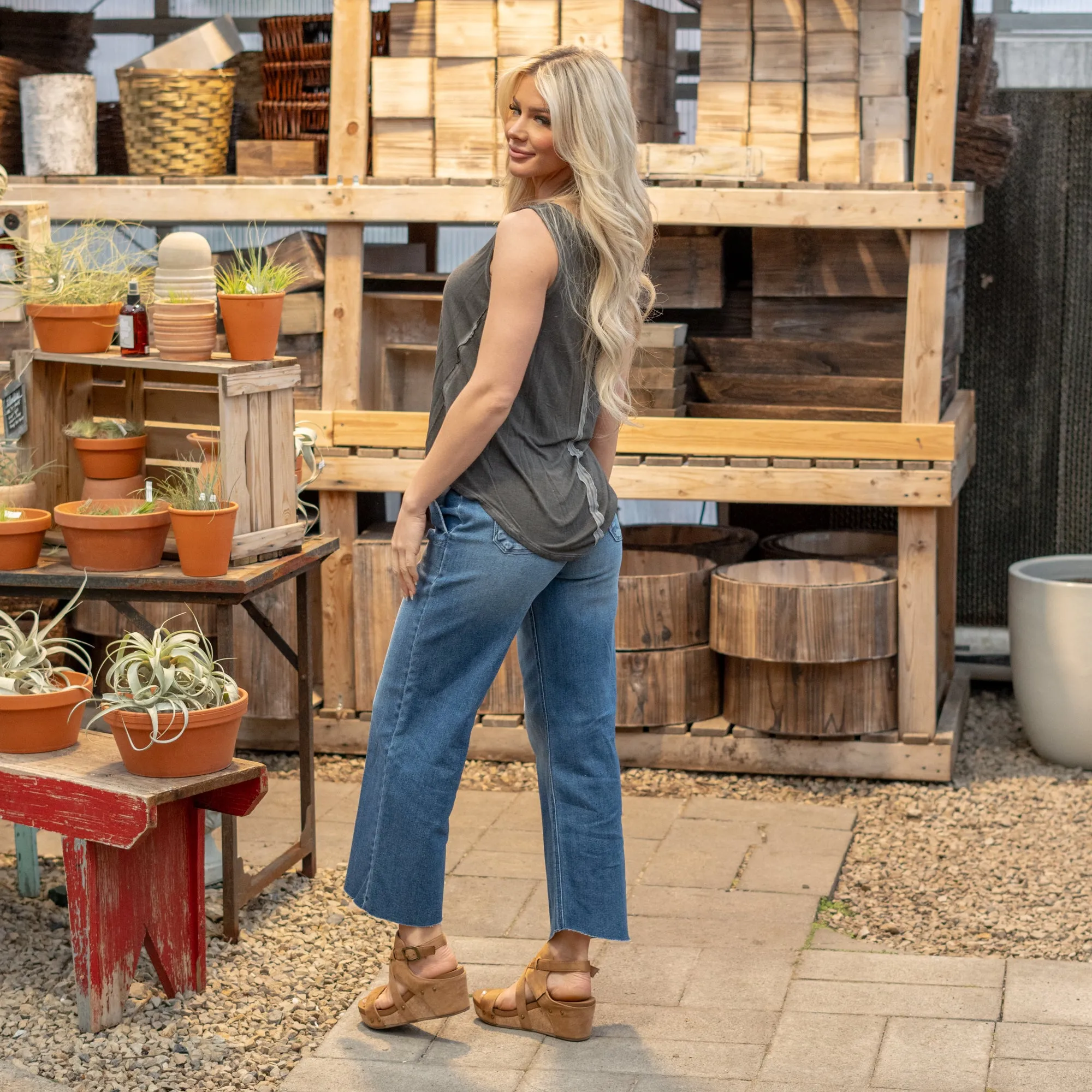 Aliana High Rise Crop Wide Leg