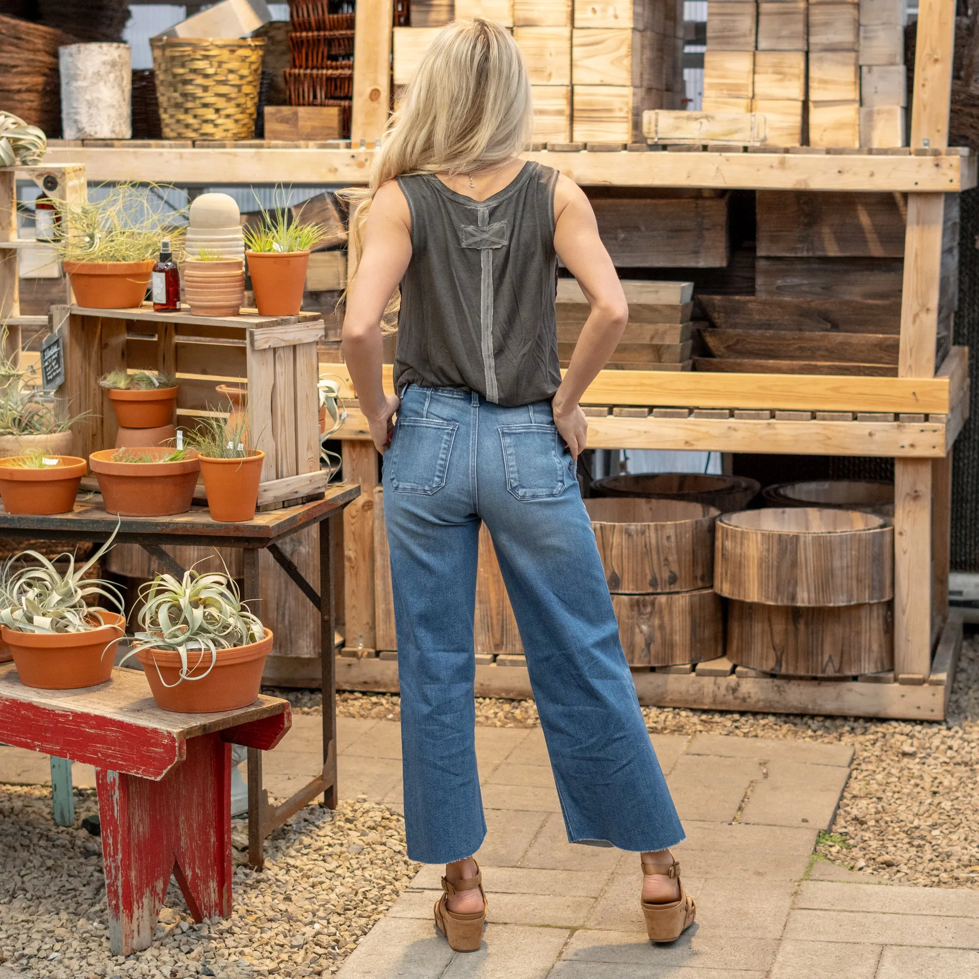 Aliana High Rise Crop Wide Leg