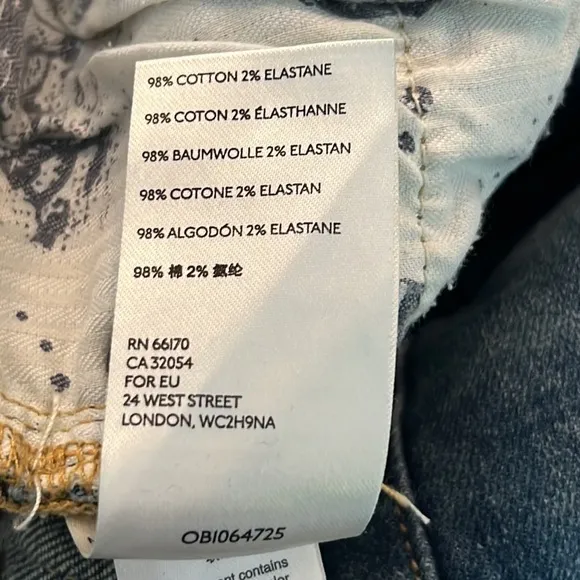 Anthropologie Pilcro &amp; the Letterpress Tapestry Mid-Rise Slim Boyfriend Jeans