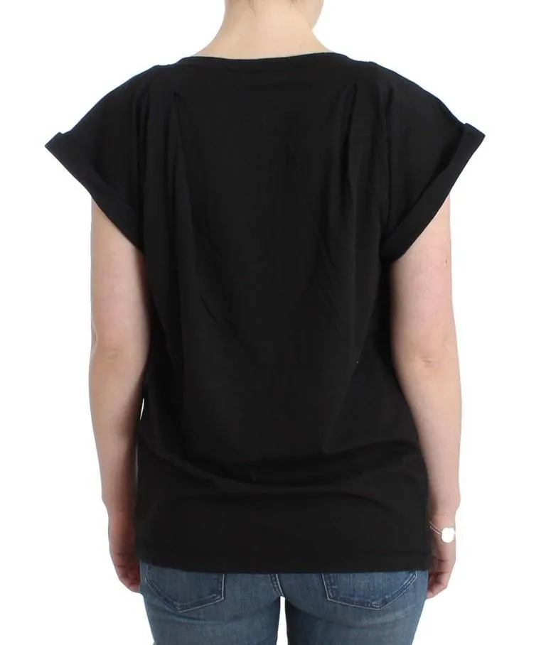 Black branded t-shirt