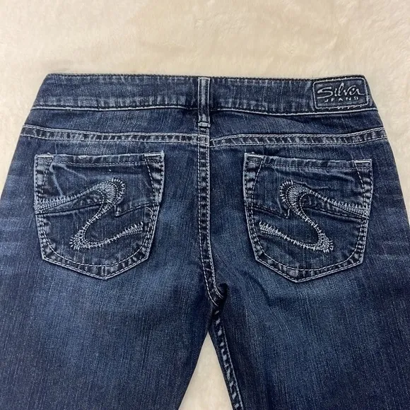 Buckle Silver, Tuesdays Buckle jeans 28/32. Low rise Flare leg. Great condition