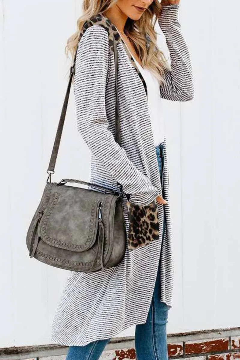 Chicindress Loose Leopard Print Knitted Cardigan