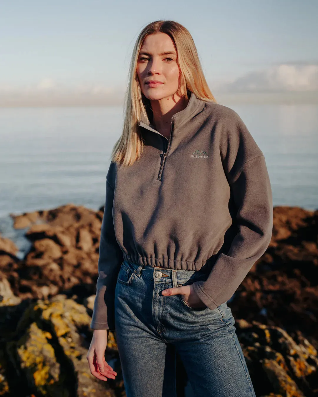 CROPPED FLEECE  - GRAPHITE