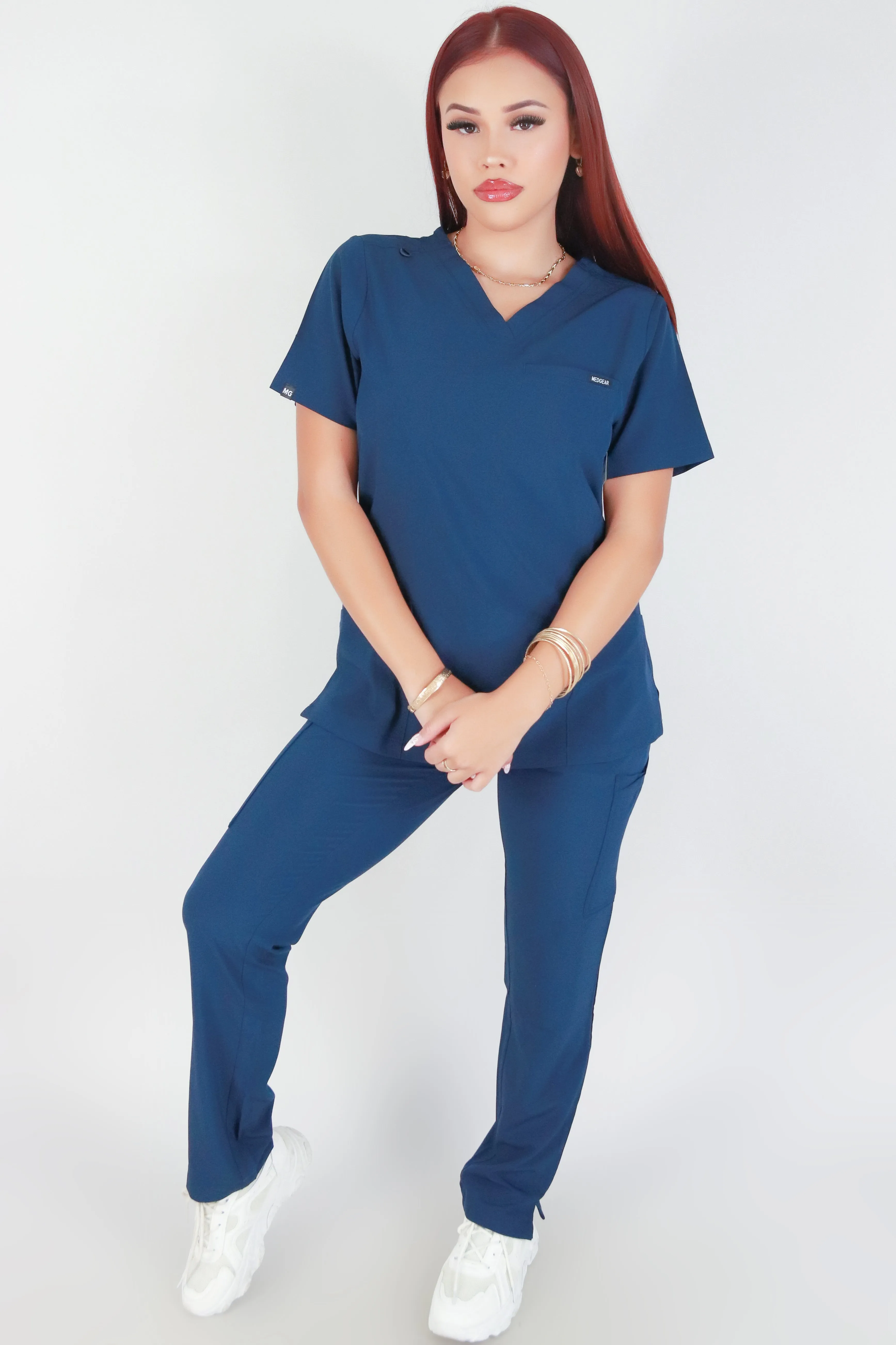 DELIVER ME SCRUB TOP