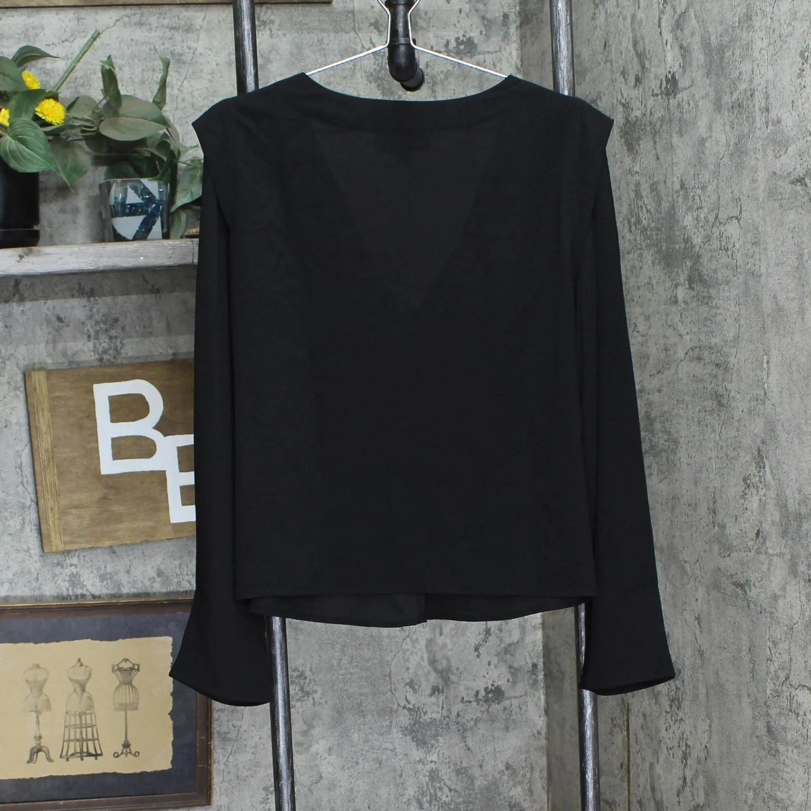 DKNY Womens Solid V-Neck Pullover Top P23AAO16 Black XL