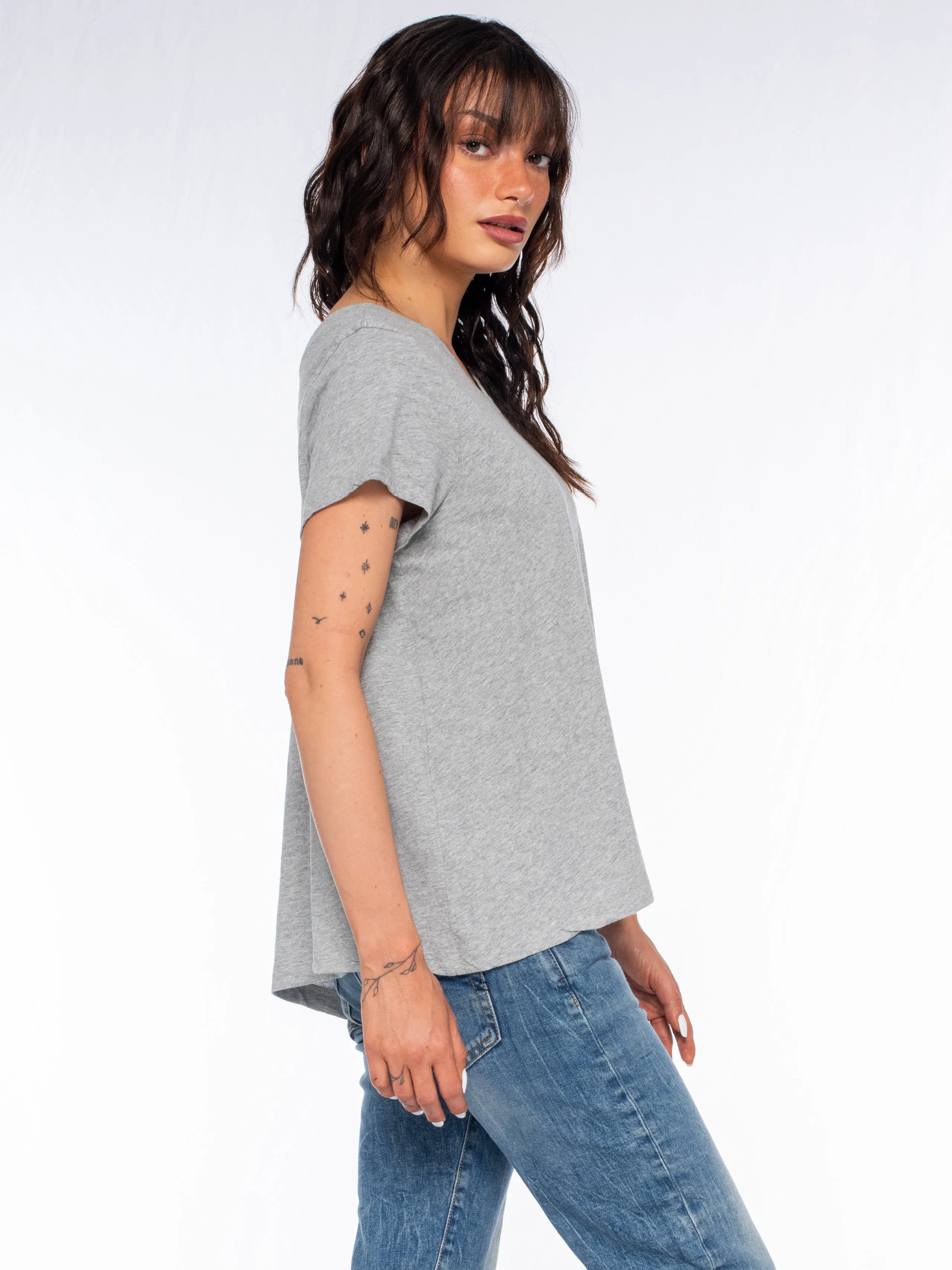 Double V S/S Shrunken Slant Back Tee