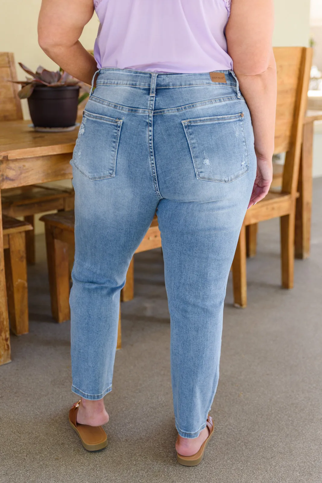 Florence High Waist Destroyed Boyfriend Jeans (22,24)