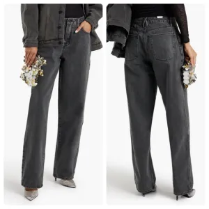 GOOD AMERICAN Good 90's faded boyfriend jeans size 25