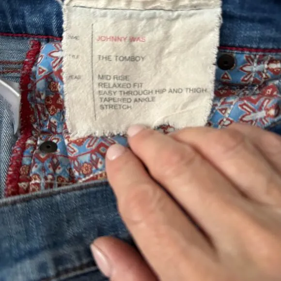 Johnny Was Mid Rise The Tomboy Boyfriend Jeans Size 28