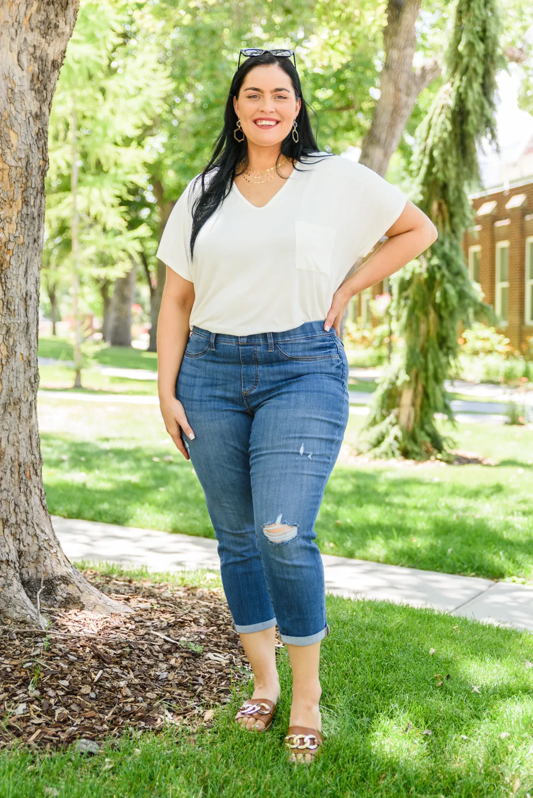 Judy Blue Mid Rise Destroyed Boyfriend Jeggings