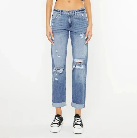 Kancan mid rise classic boyfriend jeans size 11 NWT Lowell jeans
