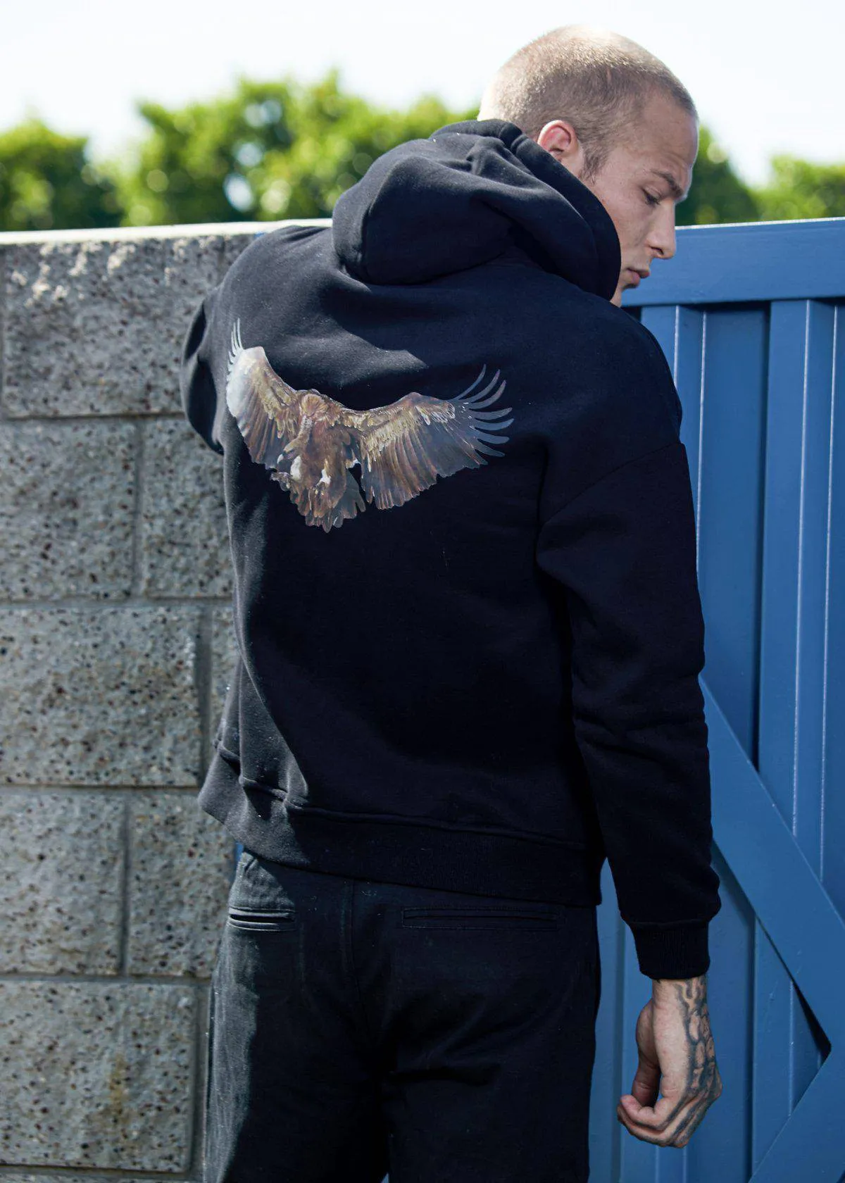 Konus Men's Bellow Pocket Hoodie in Black