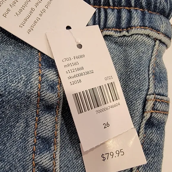 LANE BRYANT DISTRESSED BOYFRIEND PULL ON LIGHT WASH BLUE JEANS JOGGERS Size 26