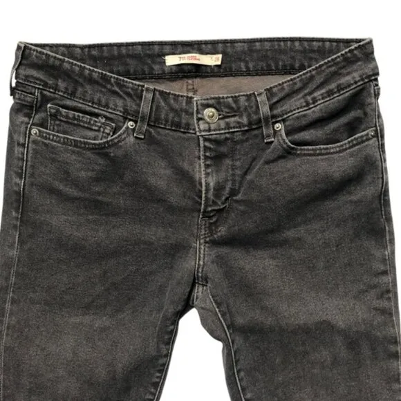 Levi’s 711 Skinny Size 28 Charcoal Color Jeans