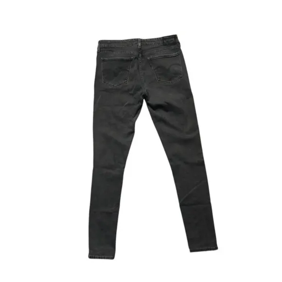 Levi’s 711 Skinny Size 28 Charcoal Color Jeans