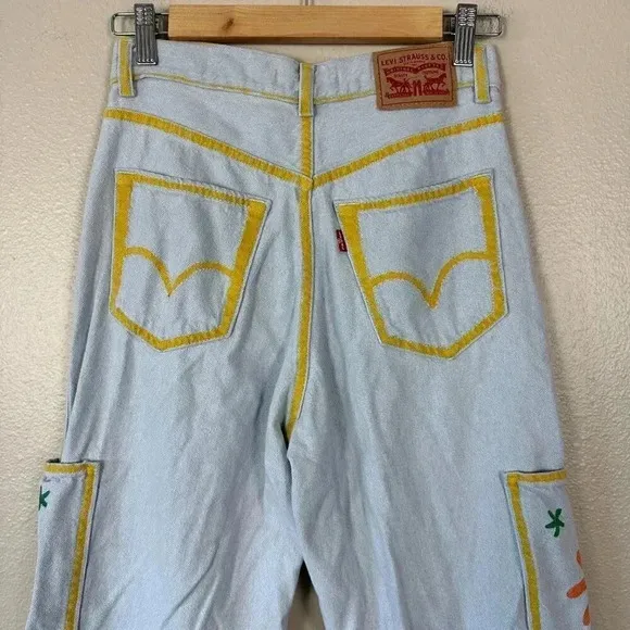 Levi's High Waisted Wide Leg Crop Jeans Hand Painted Boho Y2K Women's Size 25