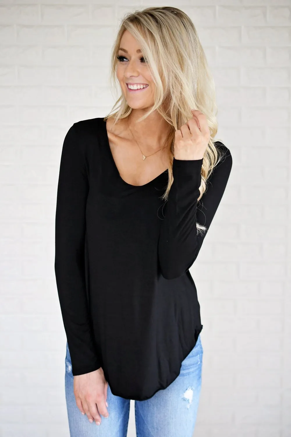 Long Sleeve V-Neck Top ~ Black