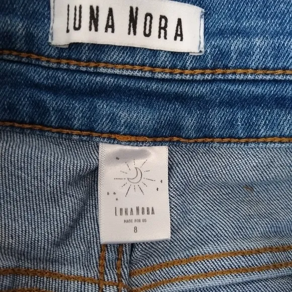 𝅺LUNA NORA jeans Womens size 8/29