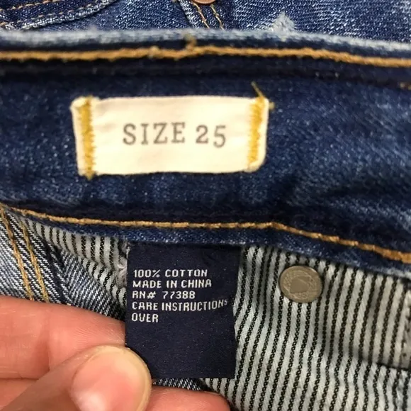 Madewell Distressed Button Fly Boyfriend Jeans