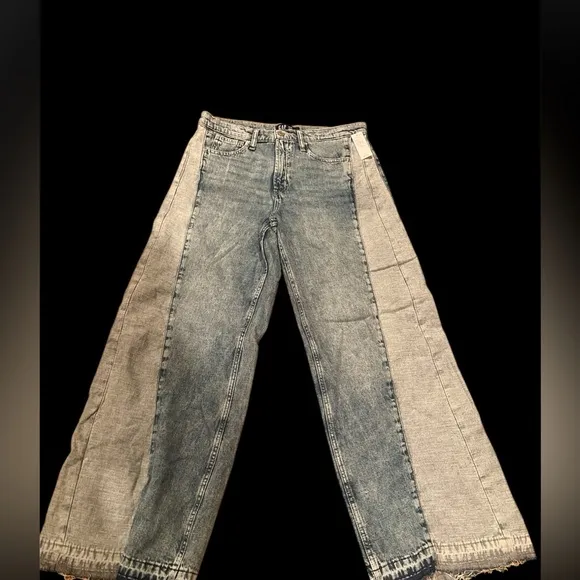 New GAP Women’s Denim Two-Tone High Rise Wide Leg Jeans SZ 10/30R