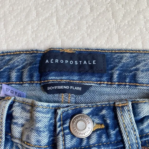 NWT!! Aeropostale Denim Boyfriend Flare Jeans — Size 0 Regular!!