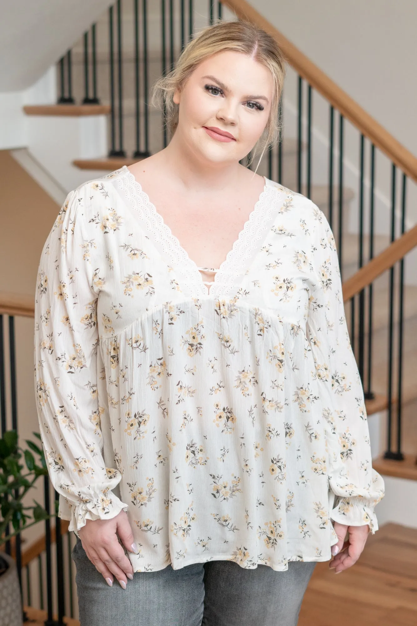 Plus Size Floral V Neck Blouse - Off White