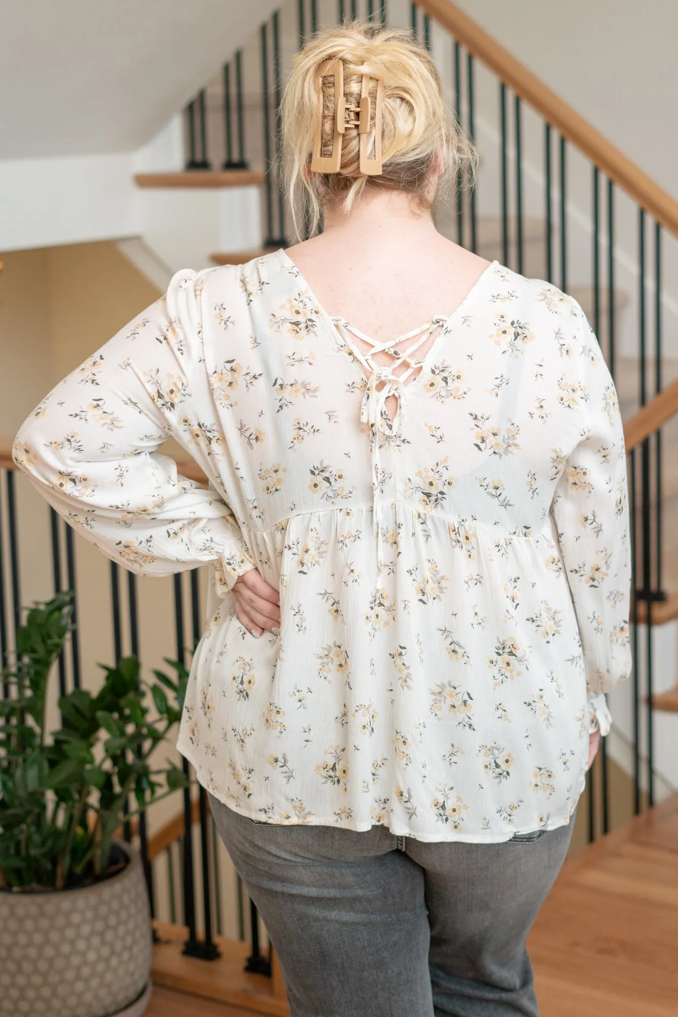 Plus Size Floral V Neck Blouse - Off White