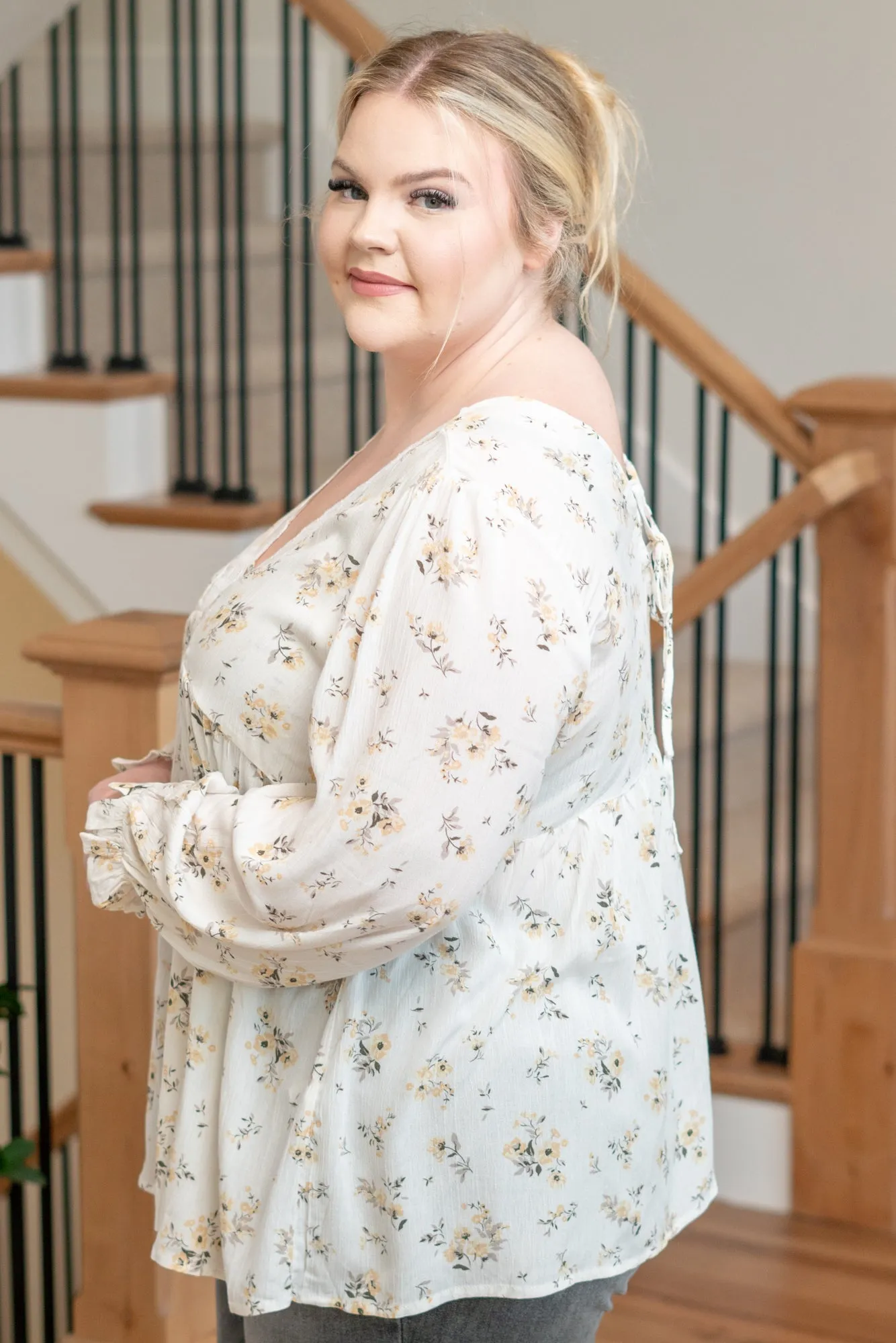 Plus Size Floral V Neck Blouse - Off White