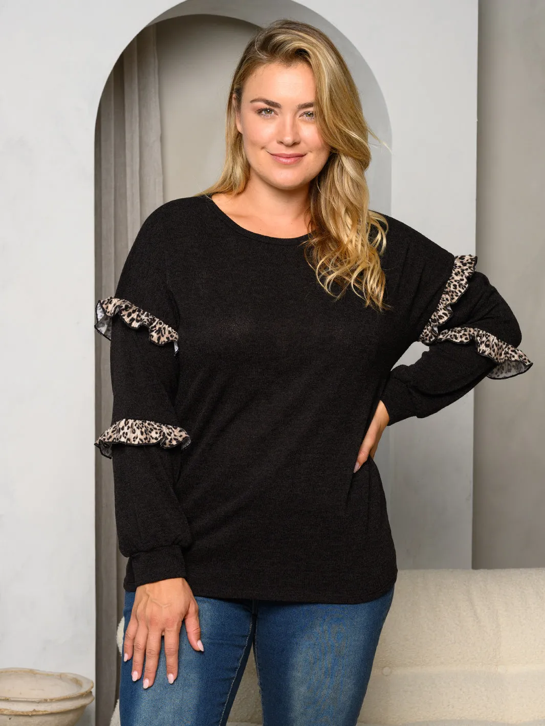 PLUS SIZE LONG RUFFLE SLEEVE ANIMAL PRINT DETAILED TOP