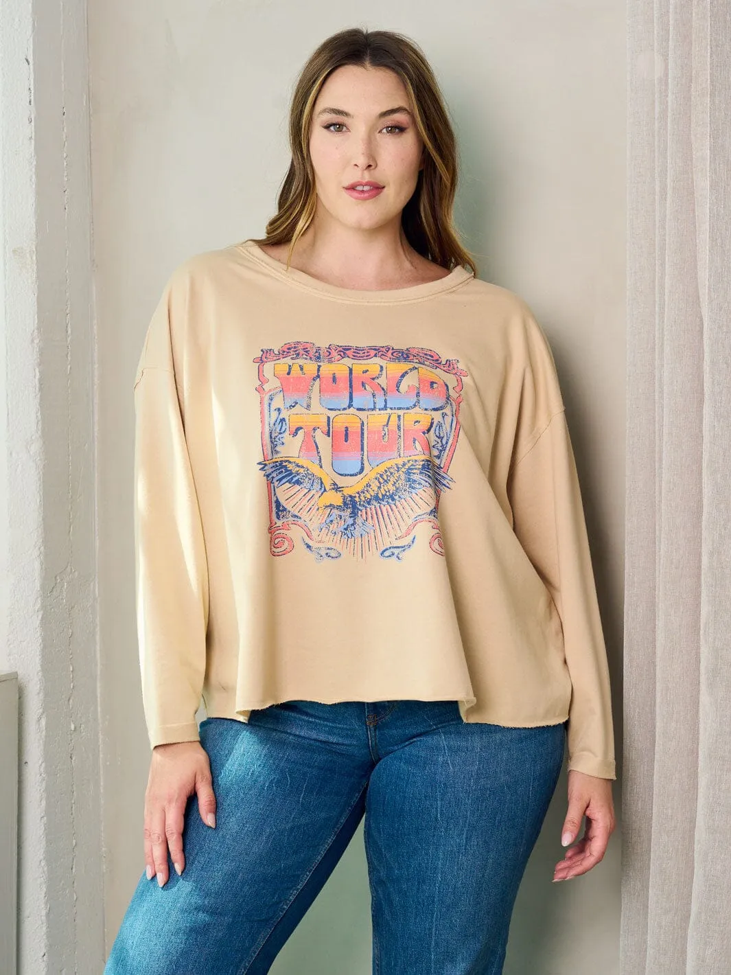 PLUS SIZE LONG SLEEVE GRAPHIC TOP