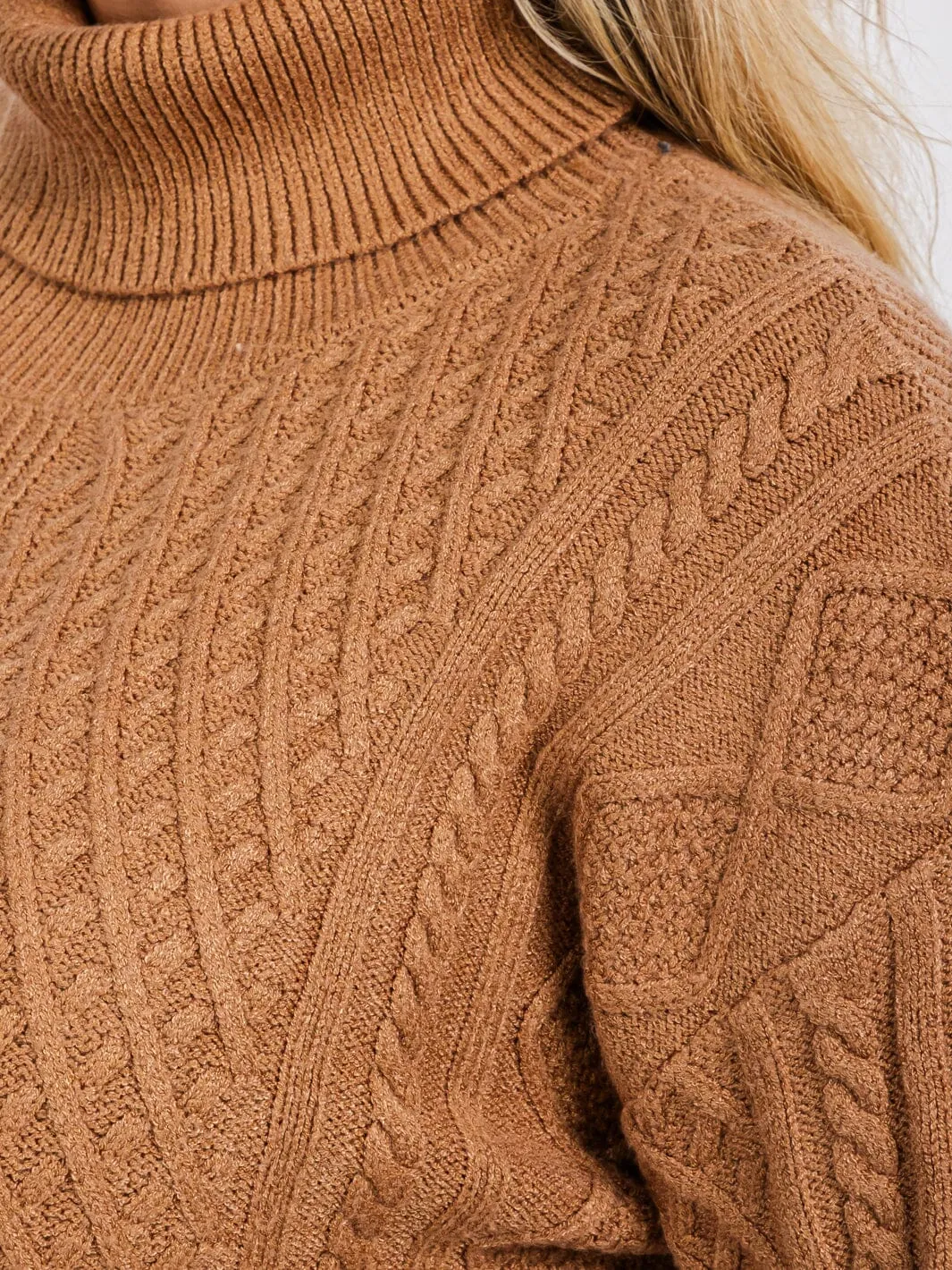 PLUS SIZE LONG SLEEVE TURTLE NECK DETAILED PULLOVER SWEATER