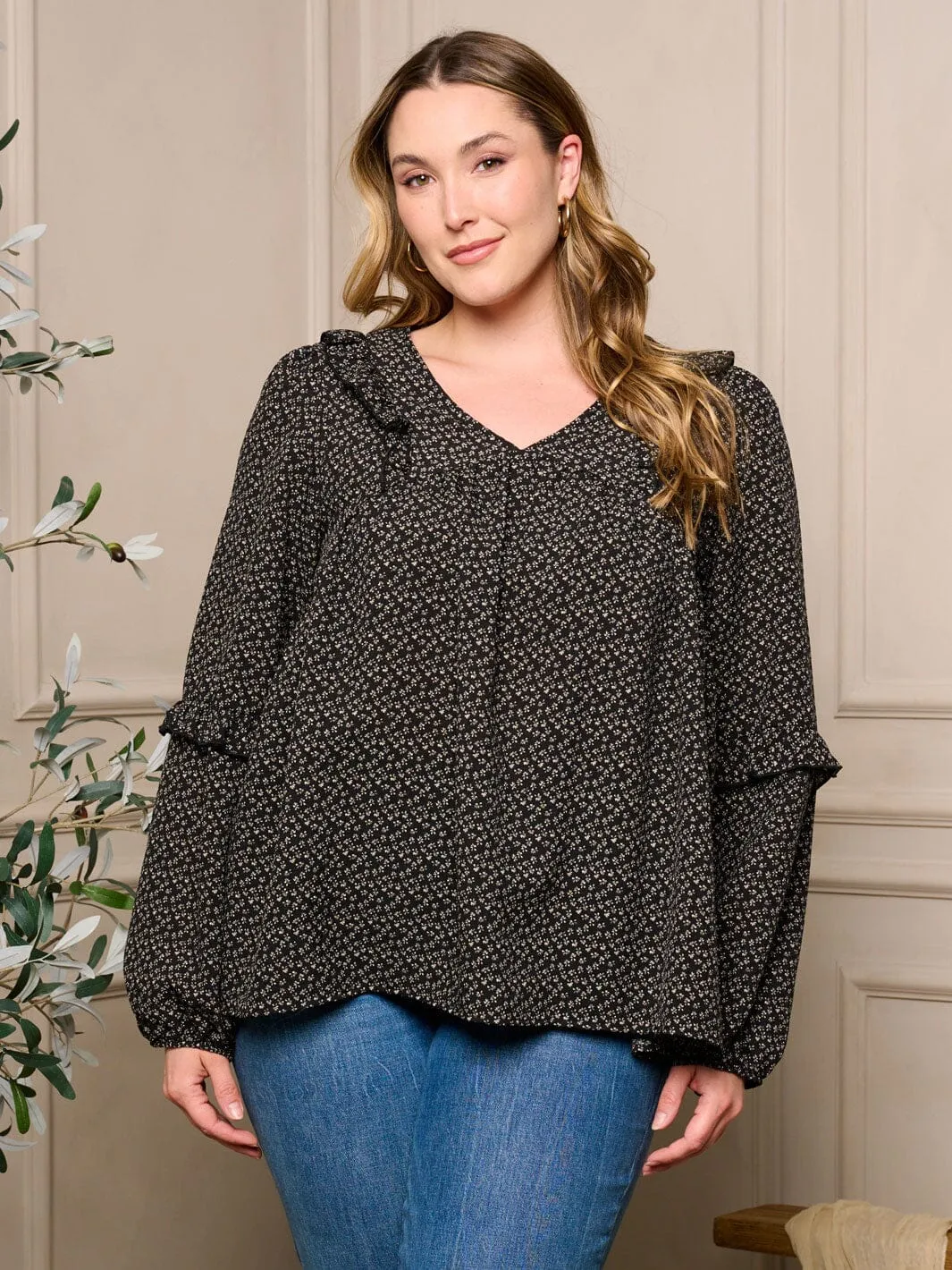 PLUS SIZE LONG SLEEVE V-NECK FLORAL TUNIC TOP