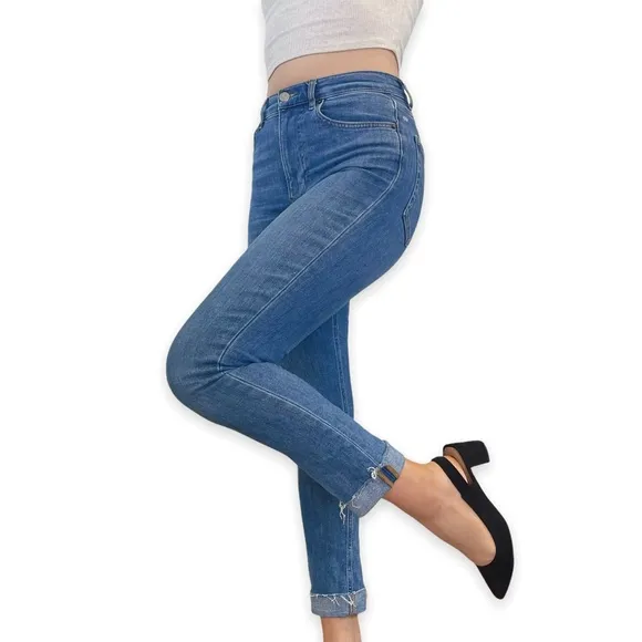 Reformation Jeans High and Skinny Jean In Darwin Size 26