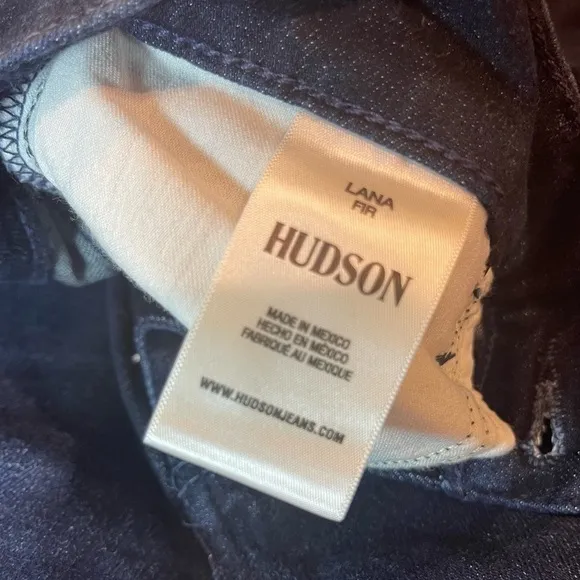 🚨SALE🚨 NWT Hudson - Lana Slim Fit Boyfriend Cuffed Ankle Jeans Firelight Sz 30