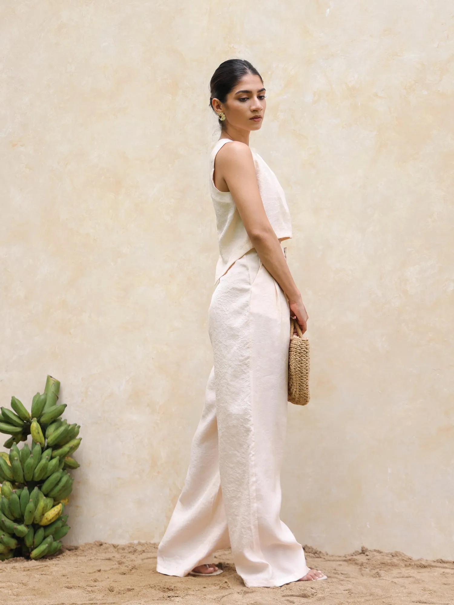 Sleeveless Back Slit Loose Fit Top