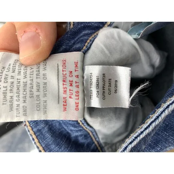 Torrid Boyfriend Jeans Women's Size 22 Medium Wash Denim