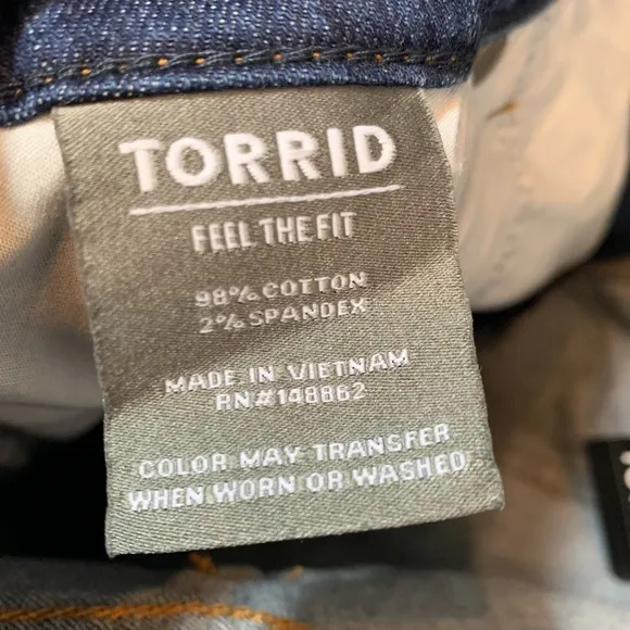 Torrid Boyfriend Straight Jeans NWT 20S