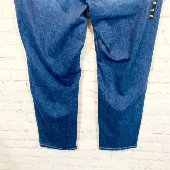 Torrid Boyfriend Straight Jeans NWT 20S