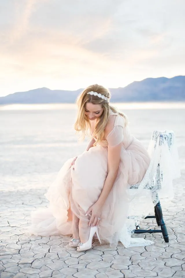 Tulle Blushing Pink Bride Dresses for Beach Weddings