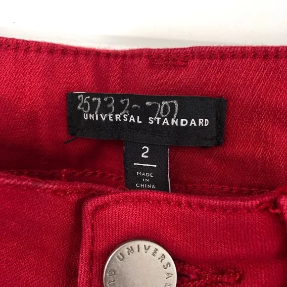 UNIVERSAL STANDARD Bae Boyfriend Jeans Cropped Red Scooter High Rise Stretch