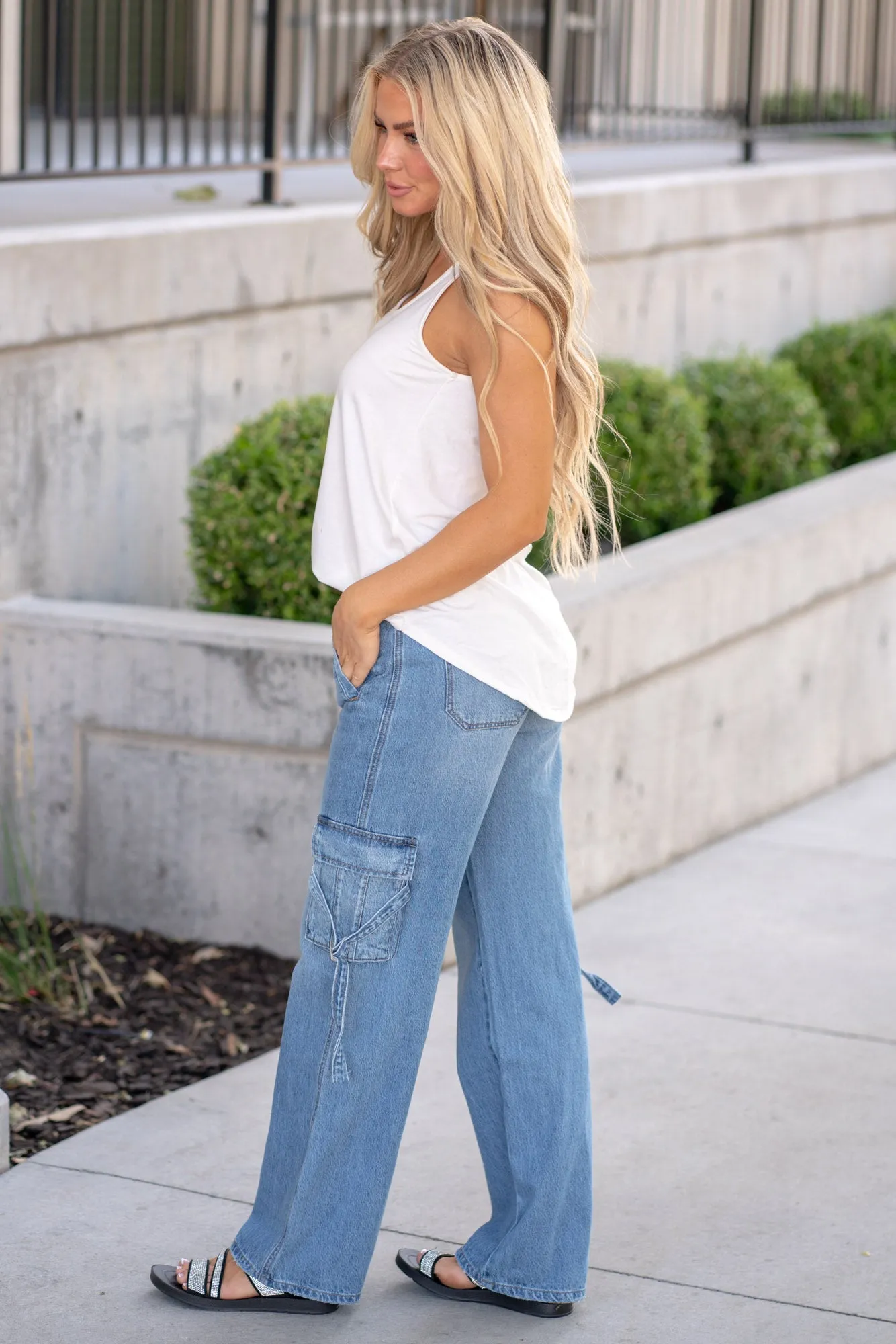 Val High Rise Wide Leg