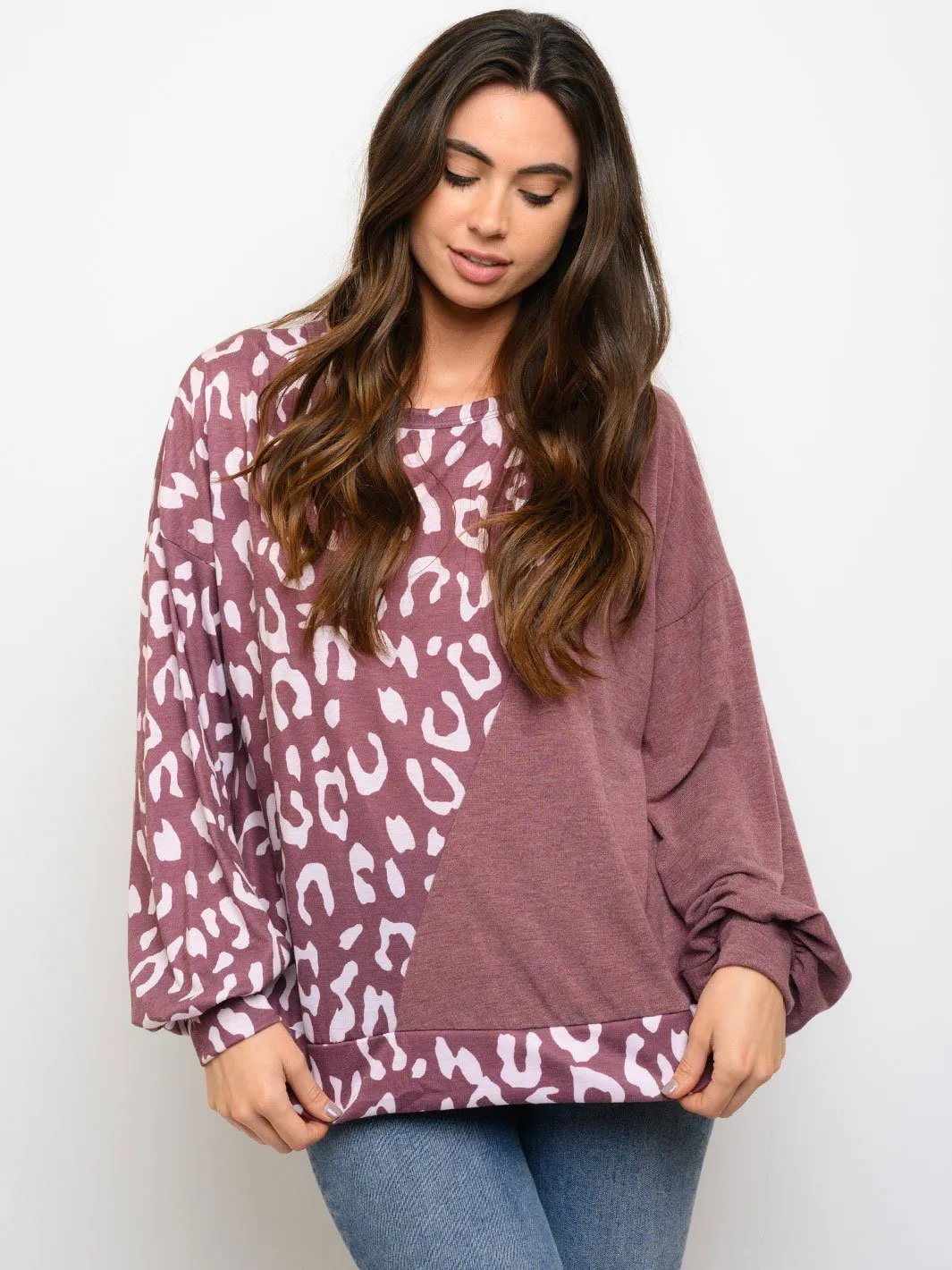 WOMEN'S LONG SLEEVE ANIMAL PRINT TOP