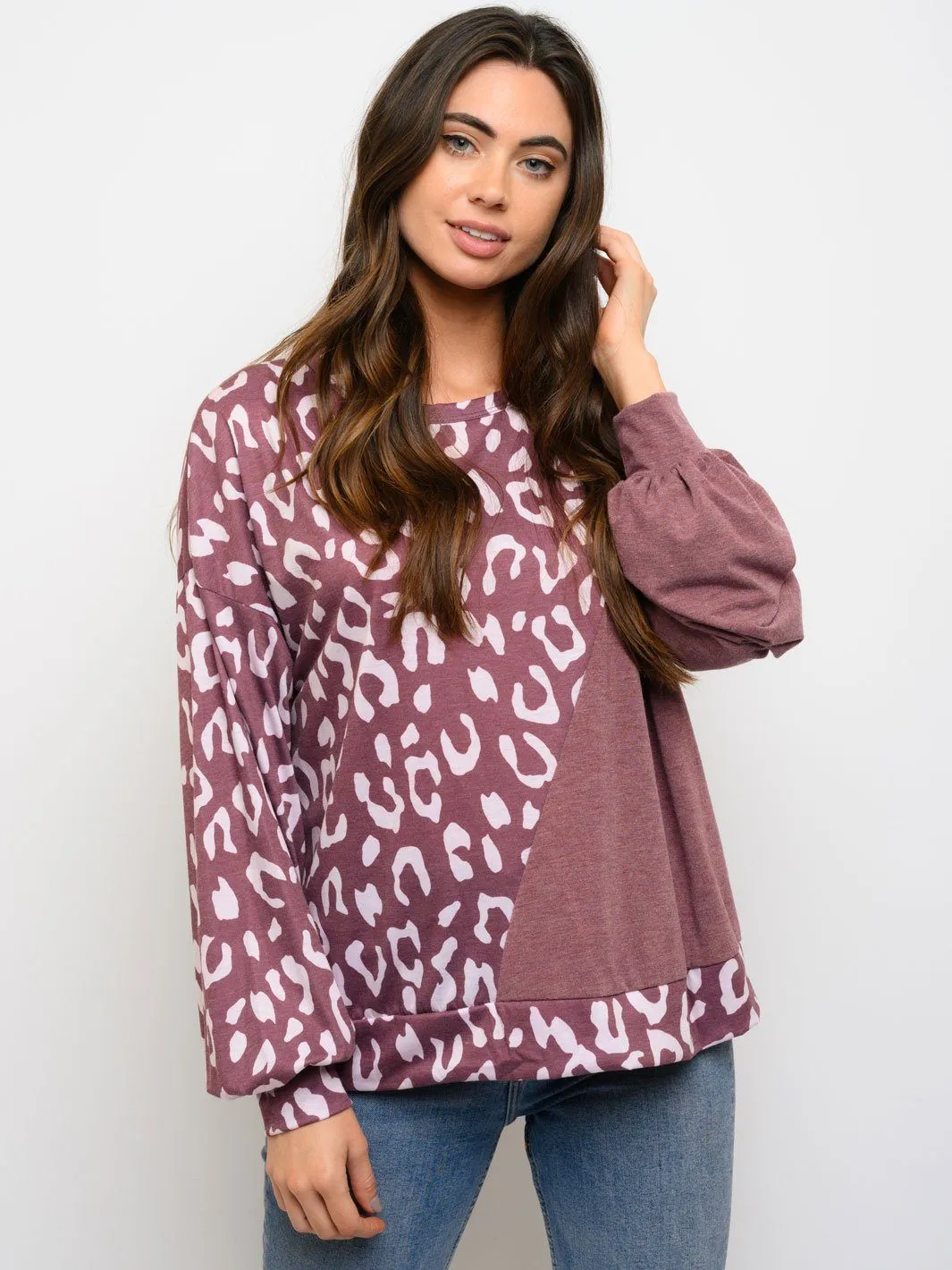 WOMEN'S LONG SLEEVE ANIMAL PRINT TOP
